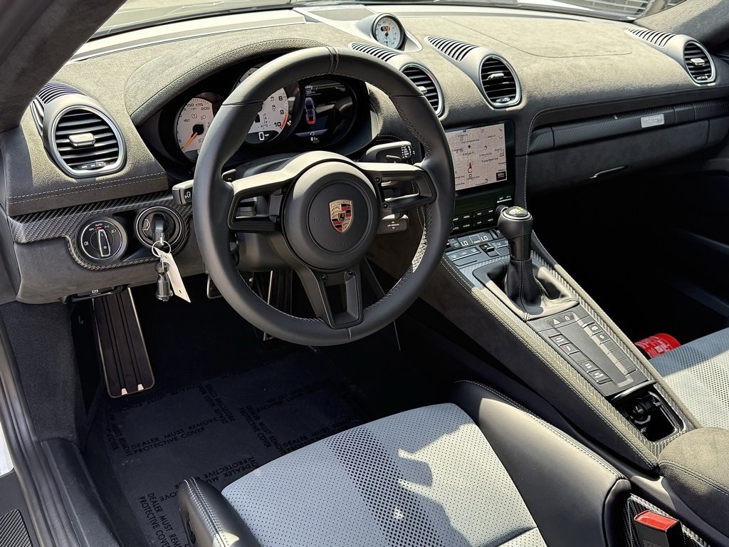 Certified 2024 Porsche 718 Cayman GT4 RS image 4