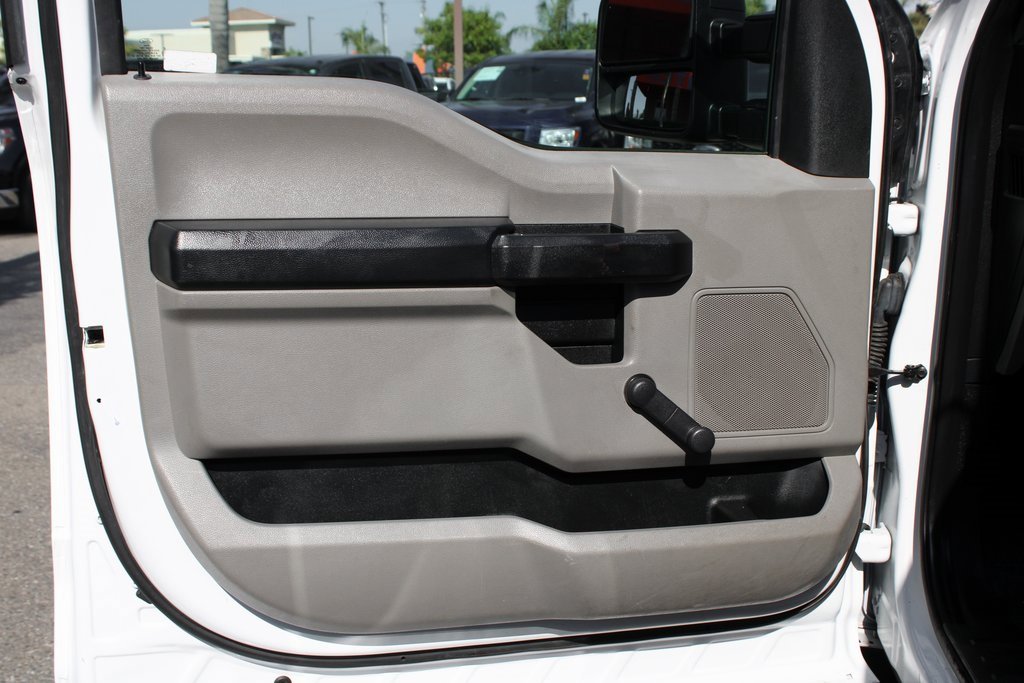 Used 2018 Ford F450 XL w/ Trailer Tow Package image 20