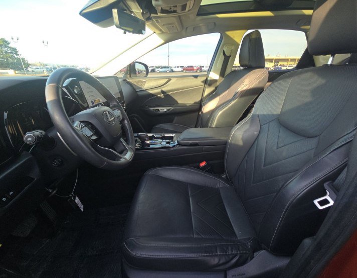 Used 2023 Lexus NX 350 AWD w/ Vision Package image 5