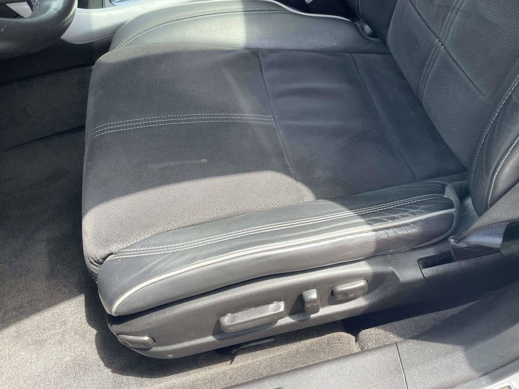 Used 2019 Acura TLX V6 w/ Technology & A-SPEC Pkg FWD image 13