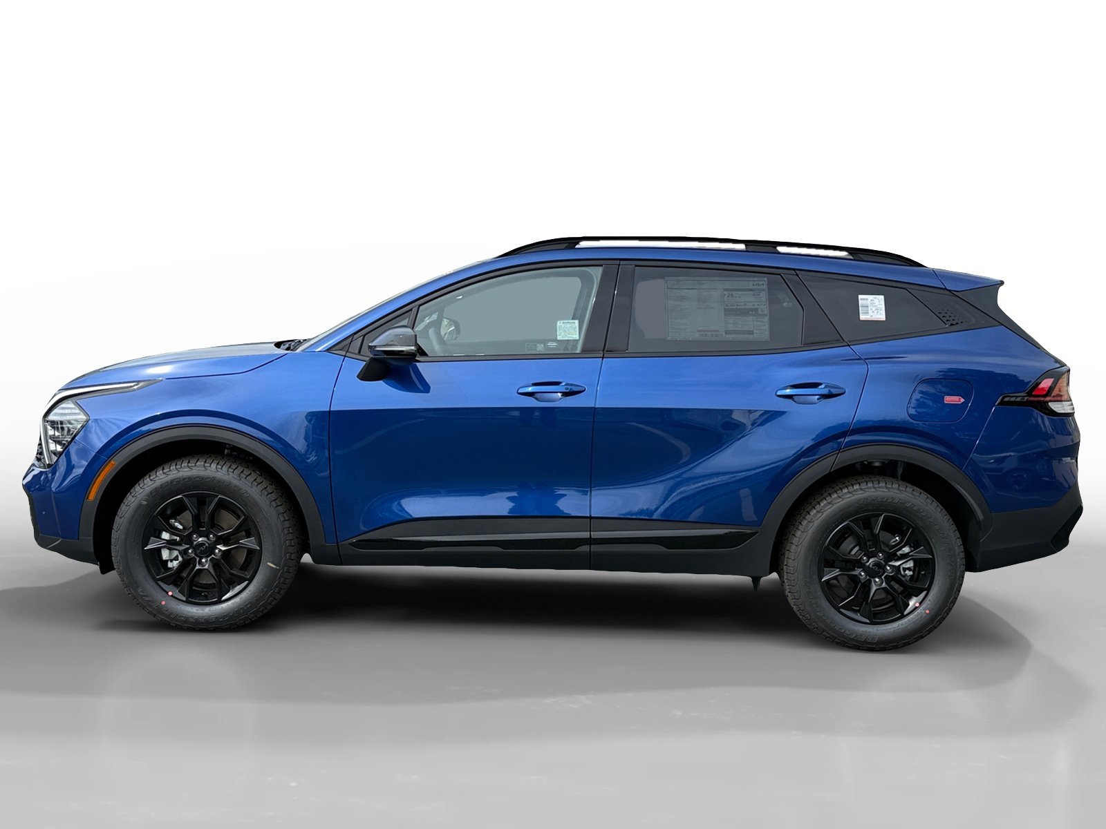 New 2025 Kia Sportage X-Pro image 2