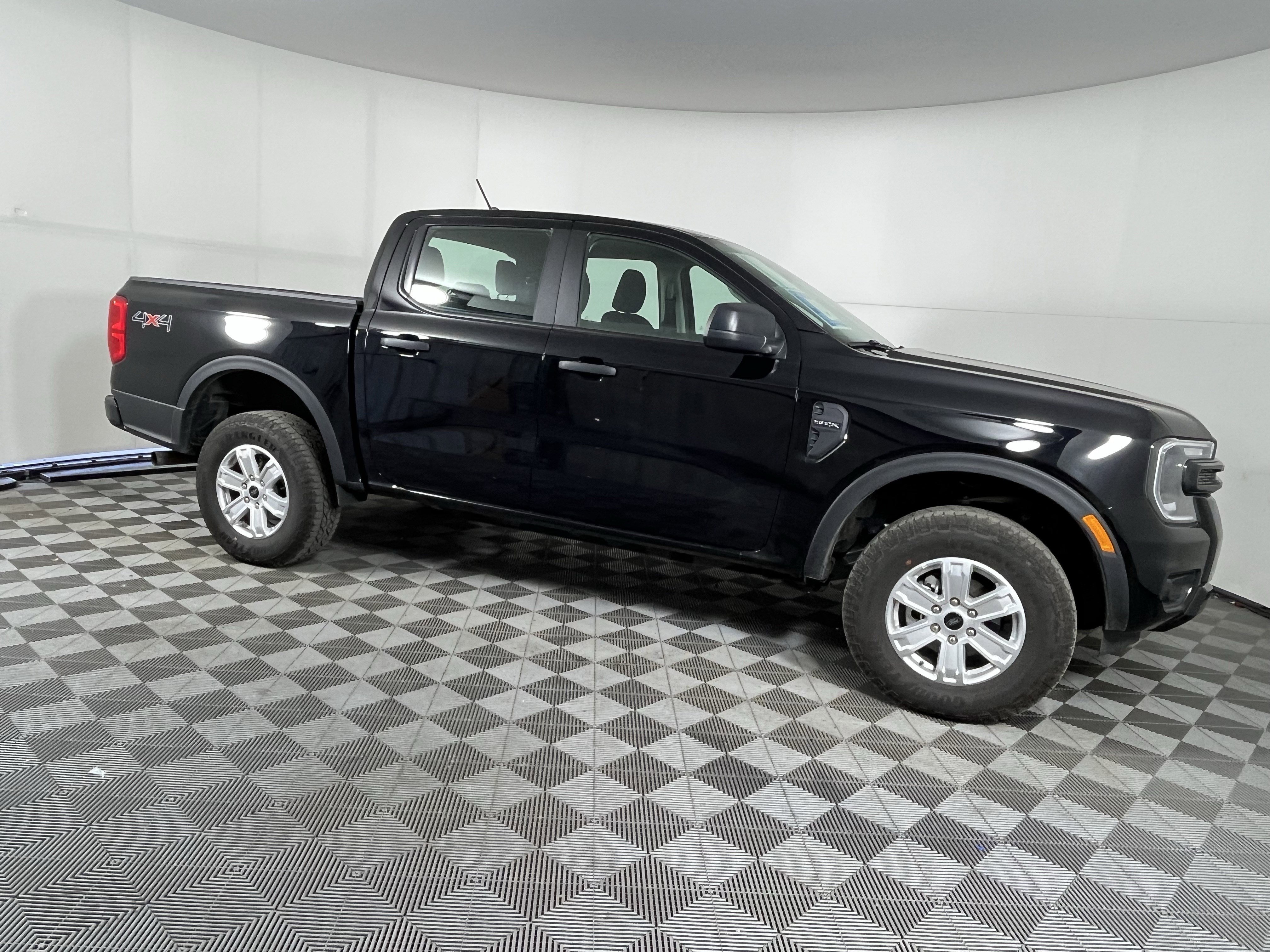 Used 2025 Ford Ranger XL AWD/4WD image 6