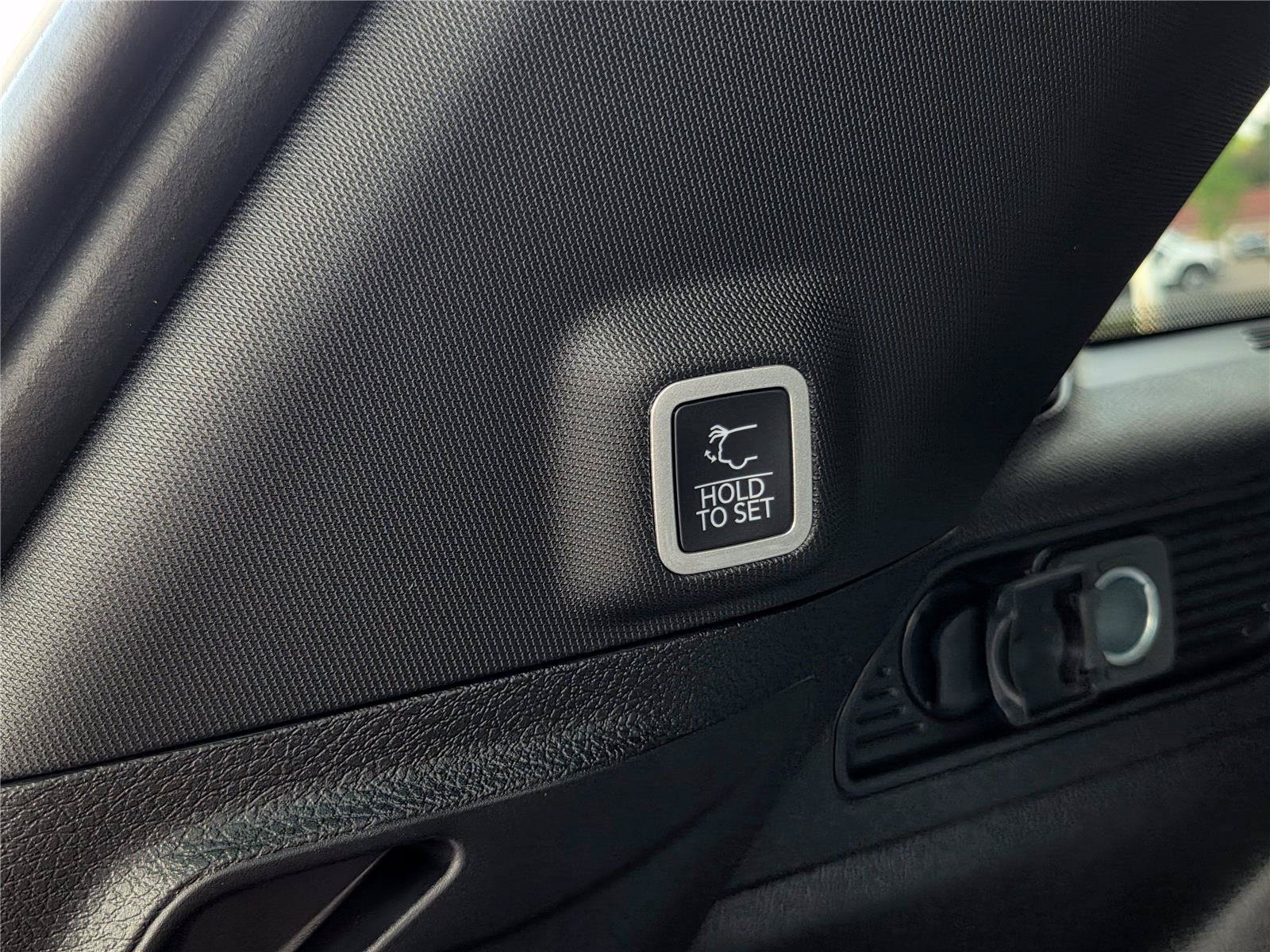 New 2025 Jeep Grand Cherokee Laredo X w/ Luxury Tech Group I RWD image 29