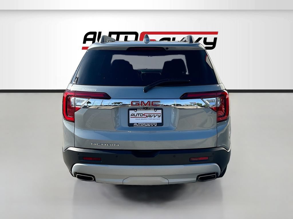 Used 2023 GMC Acadia SLE w/ Driver Convenience Package FWD image 6