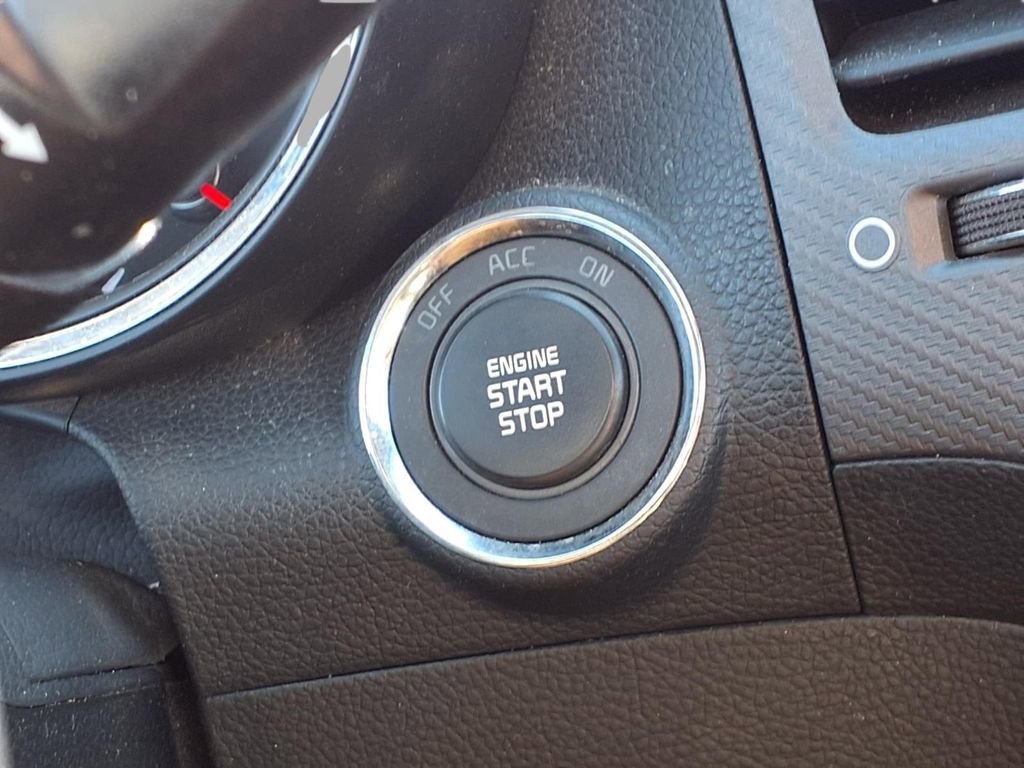 Used 2018 Kia Forte EX image 10