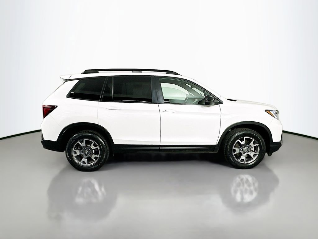 Used 2023 Honda Passport TrailSport image 9