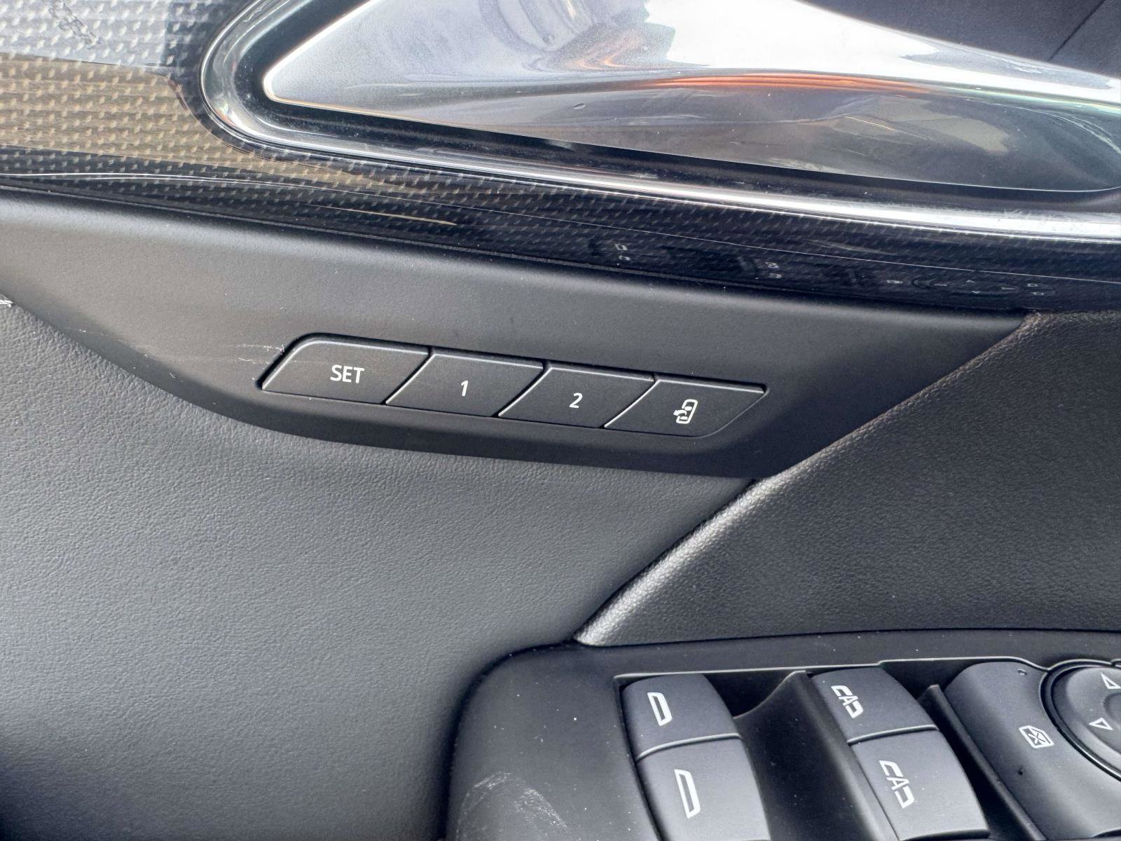 Used 2023 Buick Envision Essence AWD/4WD image 24