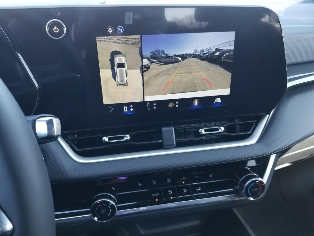 New 2026 Chevrolet Equinox LT w/ Safety and Technology Package FWD image 29