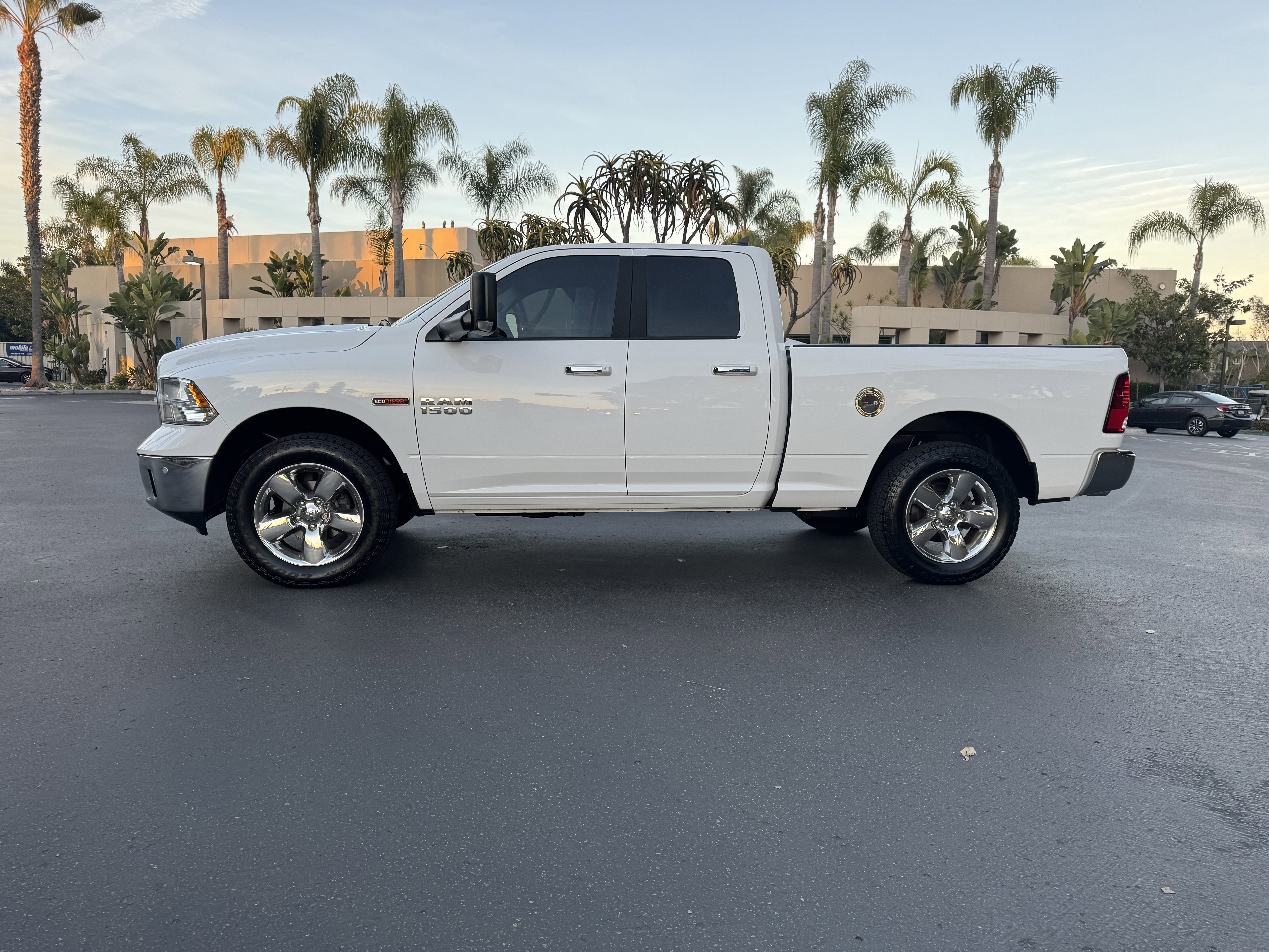 Used 2015 RAM 1500 Big Horn image 2