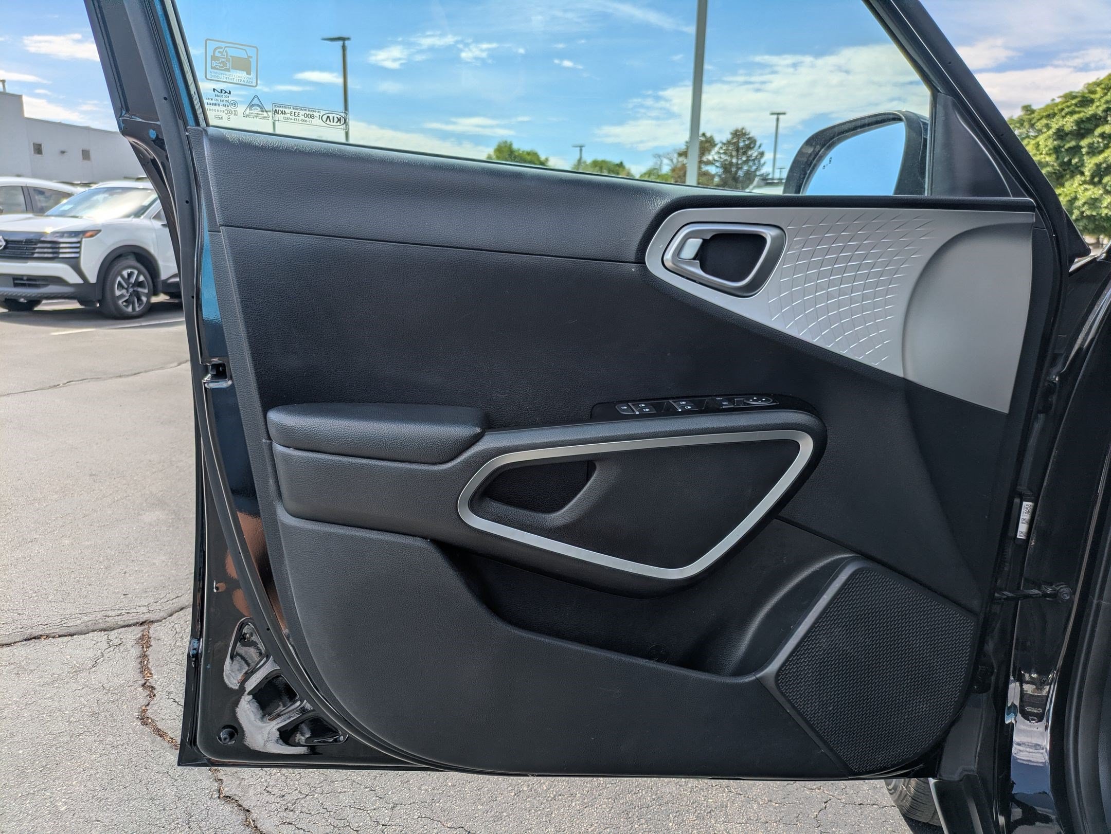 Used 2022 Kia Soul LX w/ Technology Package FWD image 14