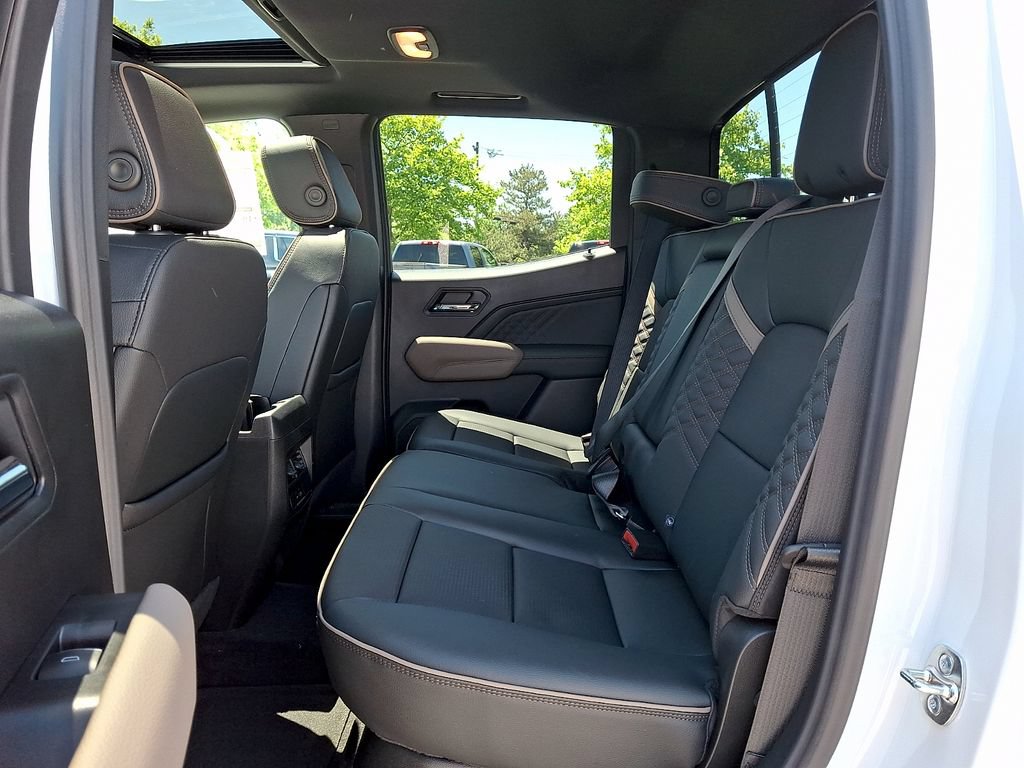 New 2026 GMC Canyon Denali AWD/4WD image 6