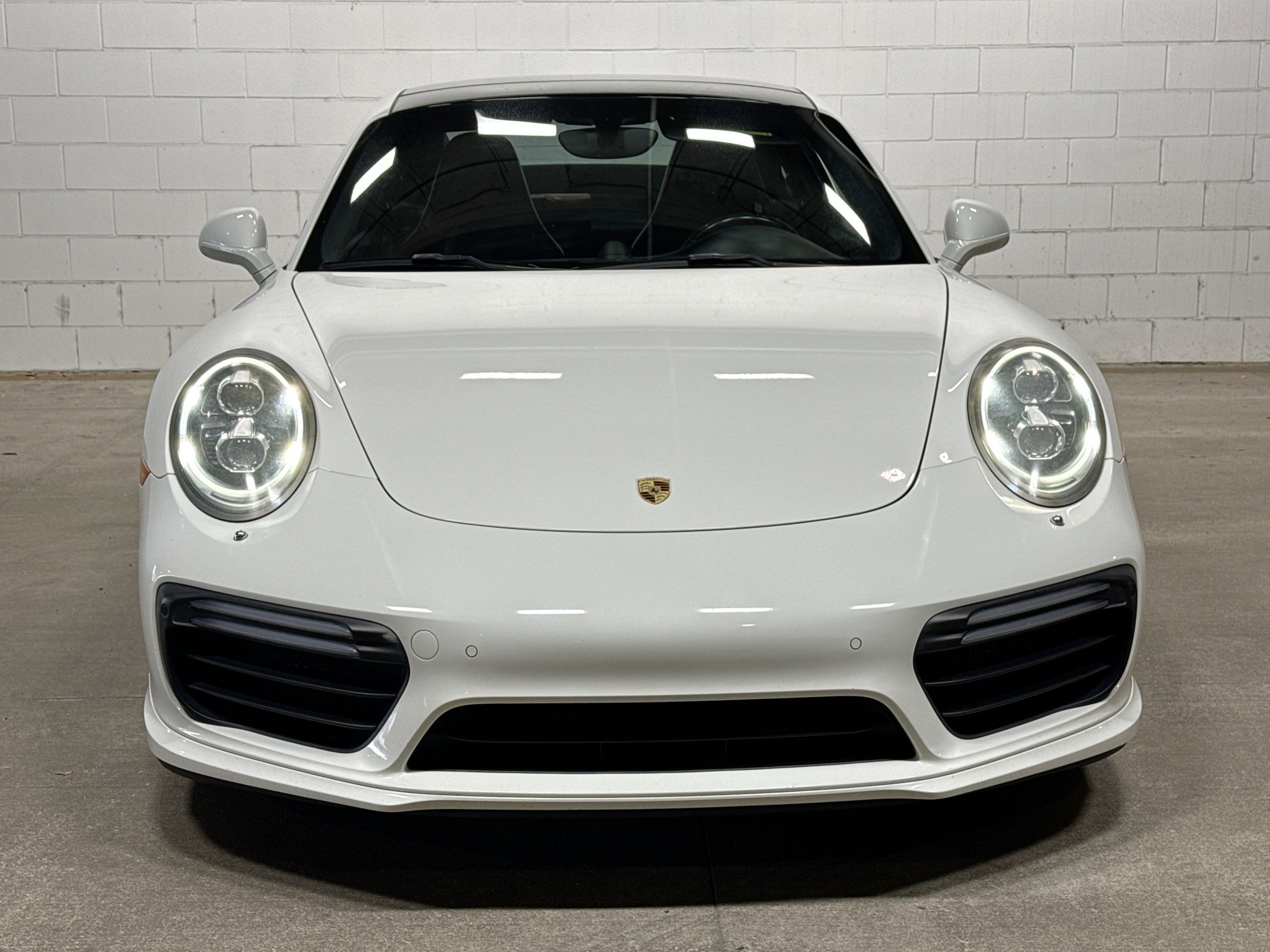 Certified 2017 Porsche 911 Turbo image 9
