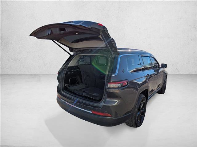 Used 2022 Jeep Grand Cherokee L Limited image 22