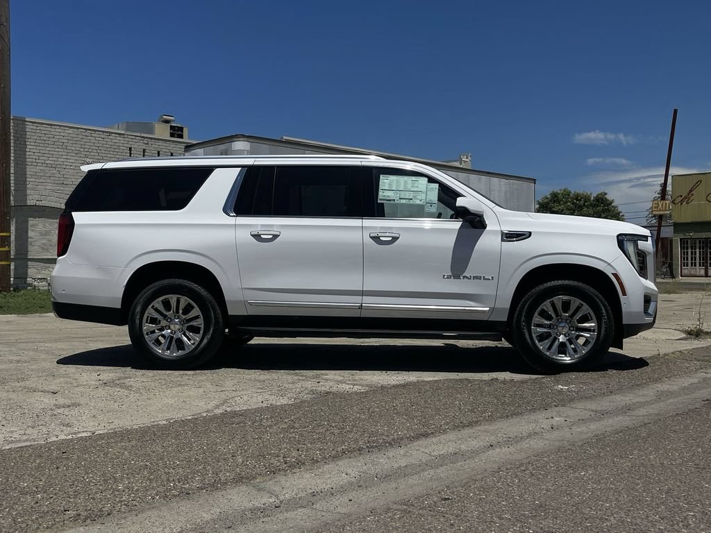 New 2026 GMC Yukon XL Denali AWD/4WD image 37