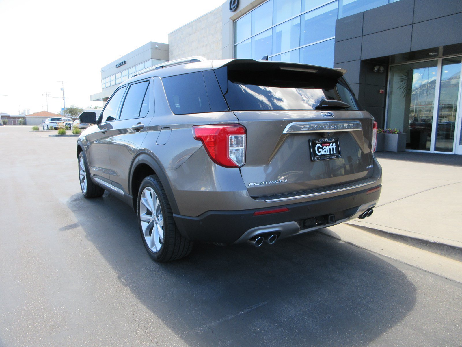 Used 2021 Ford Explorer Platinum w/ Equipment Group 601A AWD/4WD image 5