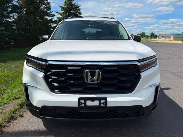 Used 2023 Honda Pilot LX image 5