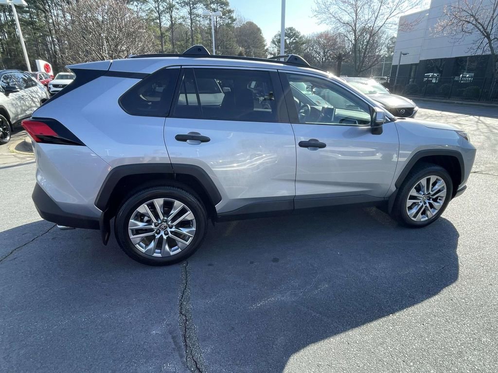 Used 2025 Toyota RAV4 XLE Premium image 11