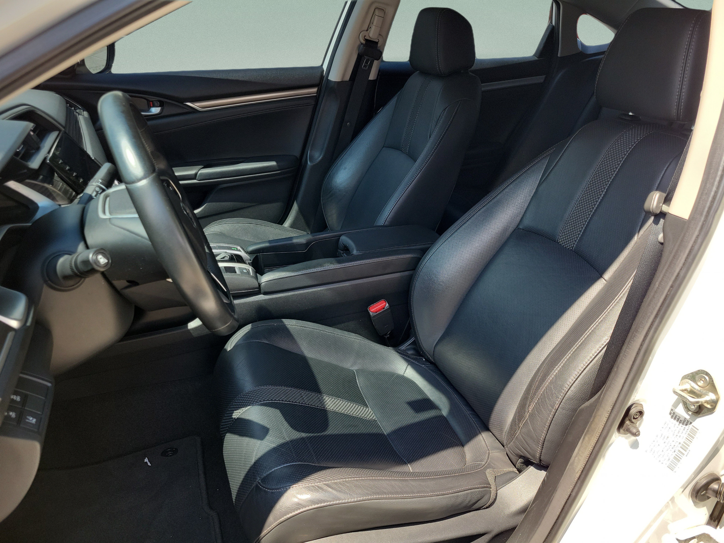 Used 2019 Honda Civic EX-L image 14