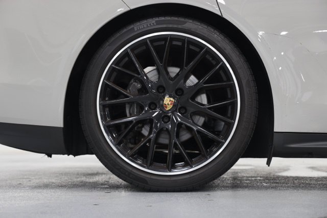 Used 2023 Porsche Panamera Platinum Edition RWD image 19