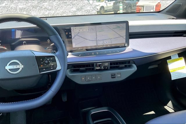 New 2026 Nissan Leaf Platinum+ w/ Illuminated Package FWD image 4