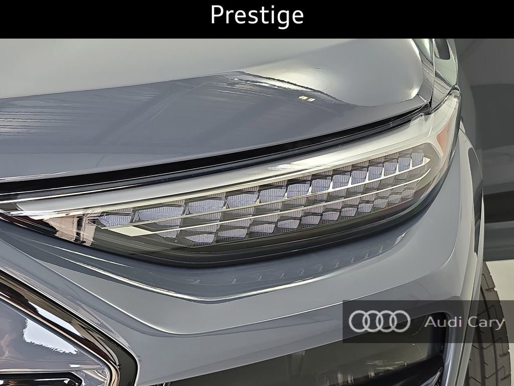 New 2025 Audi SQ6 e-tron Prestige image 31