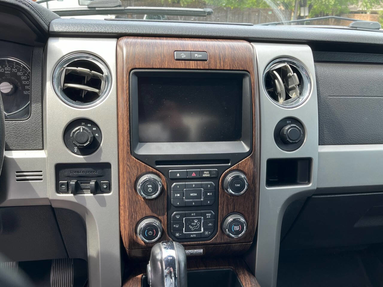 Used 2013 Ford F150 Lariat w/ Luxury Equipment Group image 15