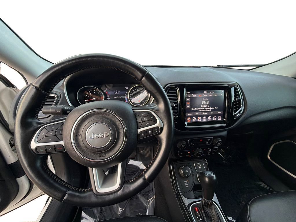 Used 2021 Jeep Compass Limited AWD/4WD image 21