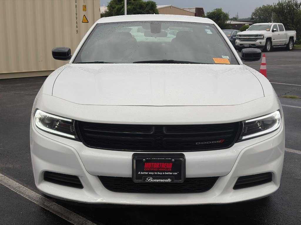 Used 2023 Dodge Charger SXT RWD image 2