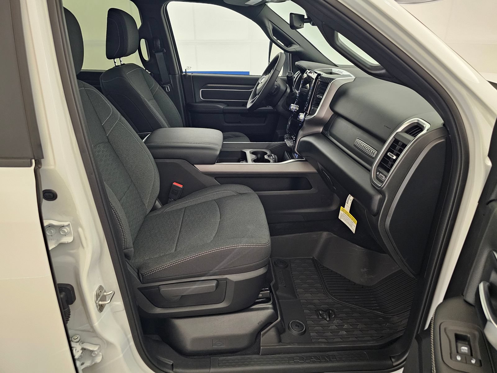 New 2026 RAM 2500 Big Horn AWD/4WD image 28