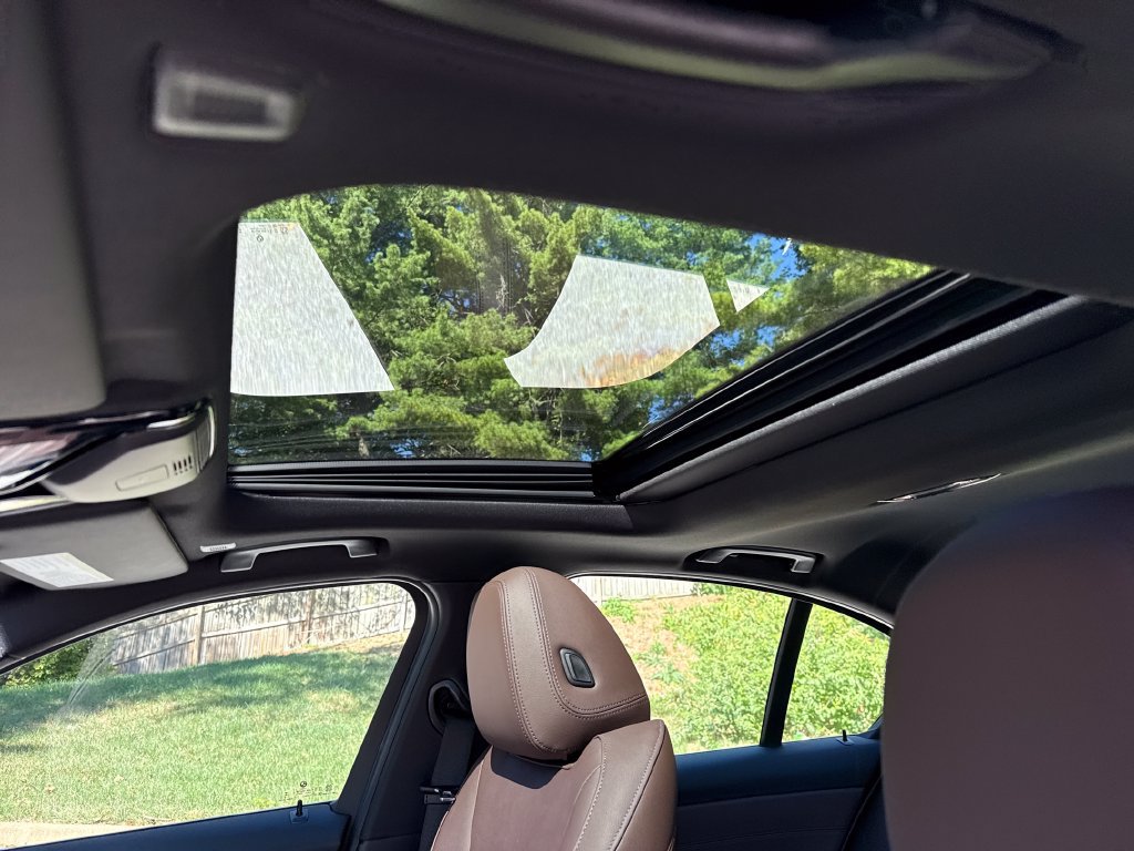 New 2026 BMW 330i xDrive Sedan w/ Premium Package AWD/4WD image 20