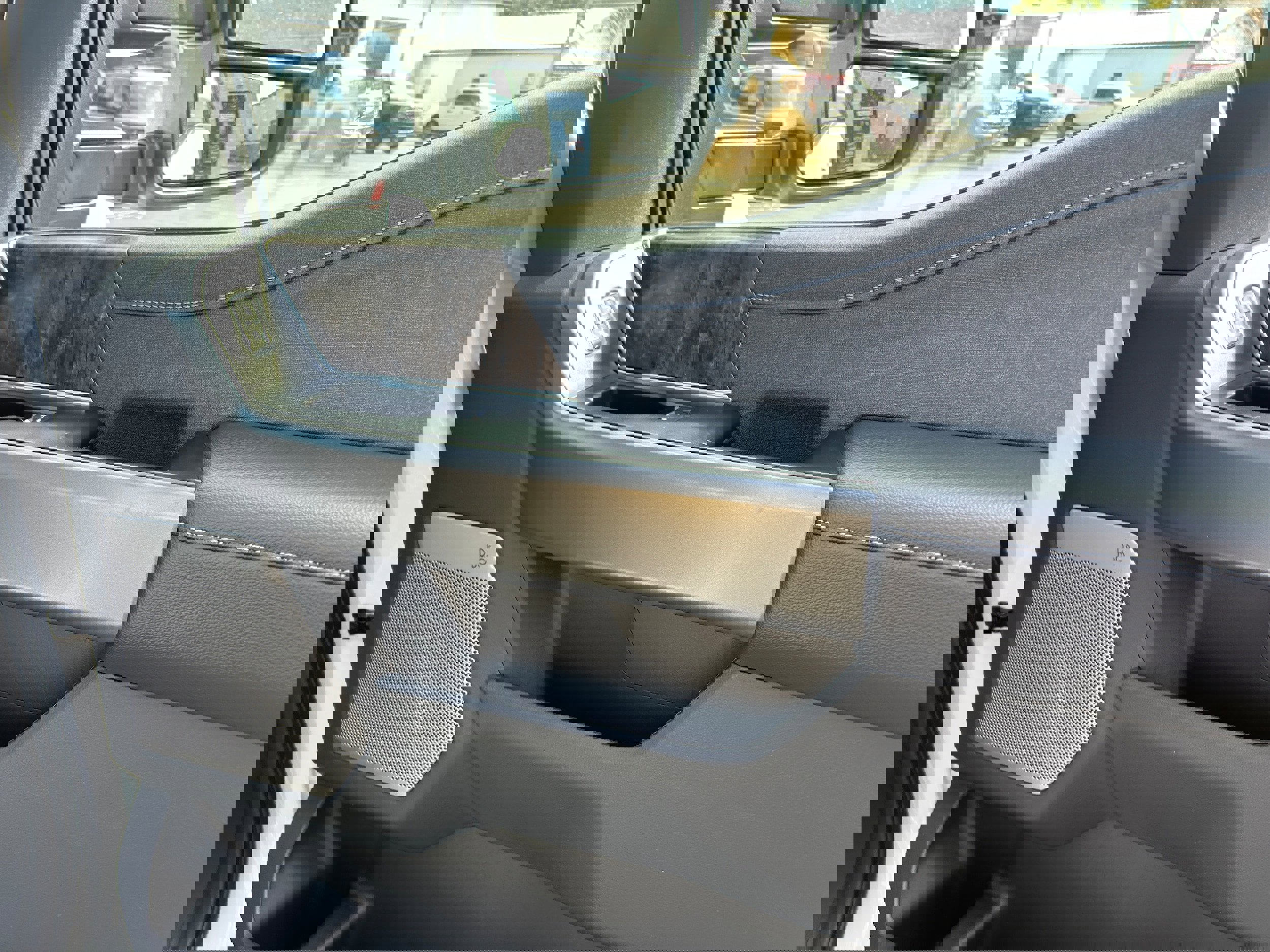 New 2026 Ford F350 Lariat w/ Tremor Off-Road Package image 43