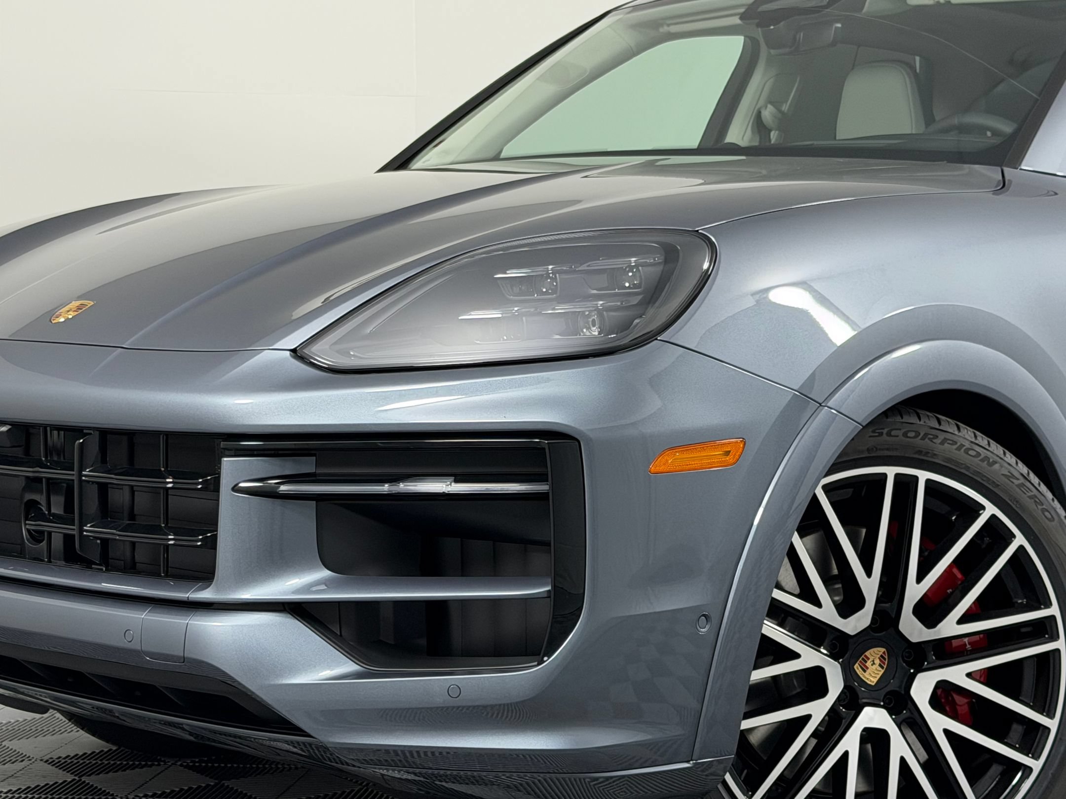 New 2026 Porsche Cayenne GTS AWD/4WD image 12