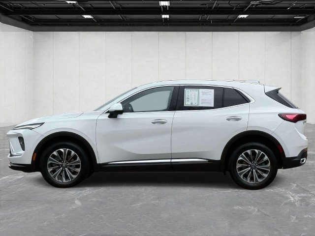 Used 2024 Buick Envision Preferred AWD/4WD image 2
