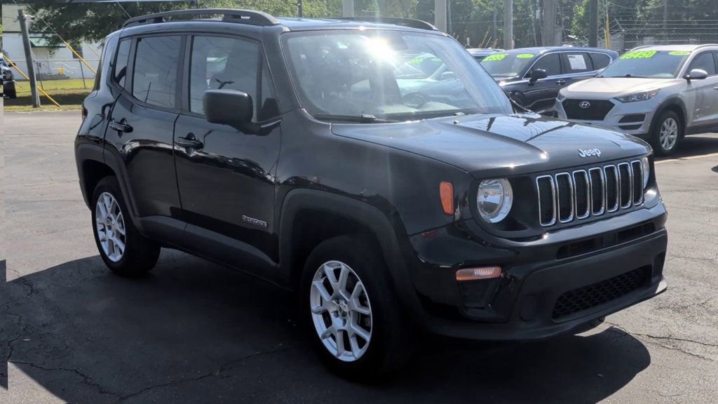 Used 2020 Jeep Renegade Sport w/ Sport Appearance Group AWD/4WD image 2
