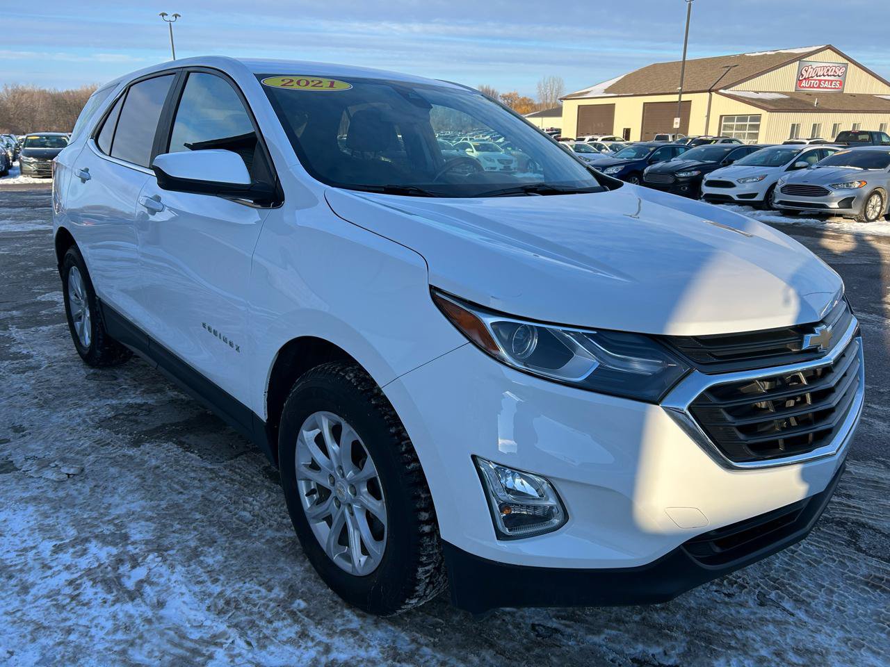 Used 2021 Chevrolet Equinox LT AWD/4WD image 3