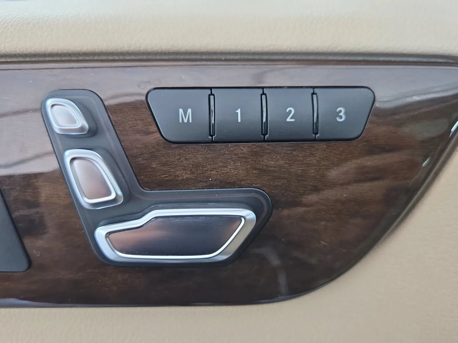 Used 2018 Mercedes-Benz GLE 350 image 17