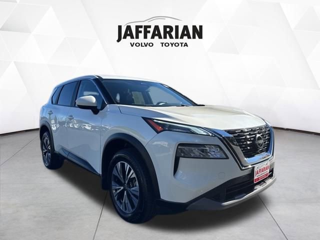 Used 2023 Nissan Rogue SV