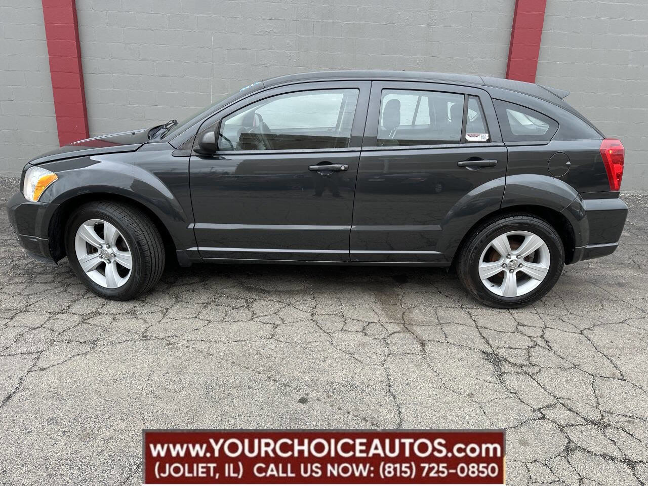 Used 2011 Dodge Caliber Mainstreet image 2