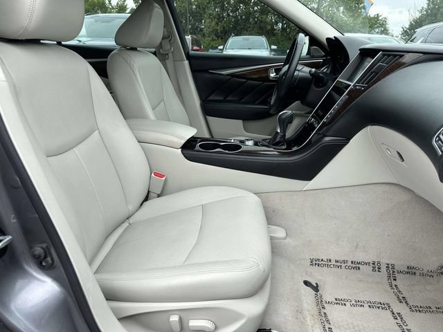 Used 2017 INFINITI Q50 3.0t Premium w/ Driver Assistance Package AWD/4WD image 7