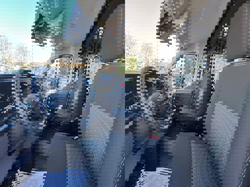 Certified 2025 Ford Transit 250 Low Roof w/ Exterior Upgrade Package image 17