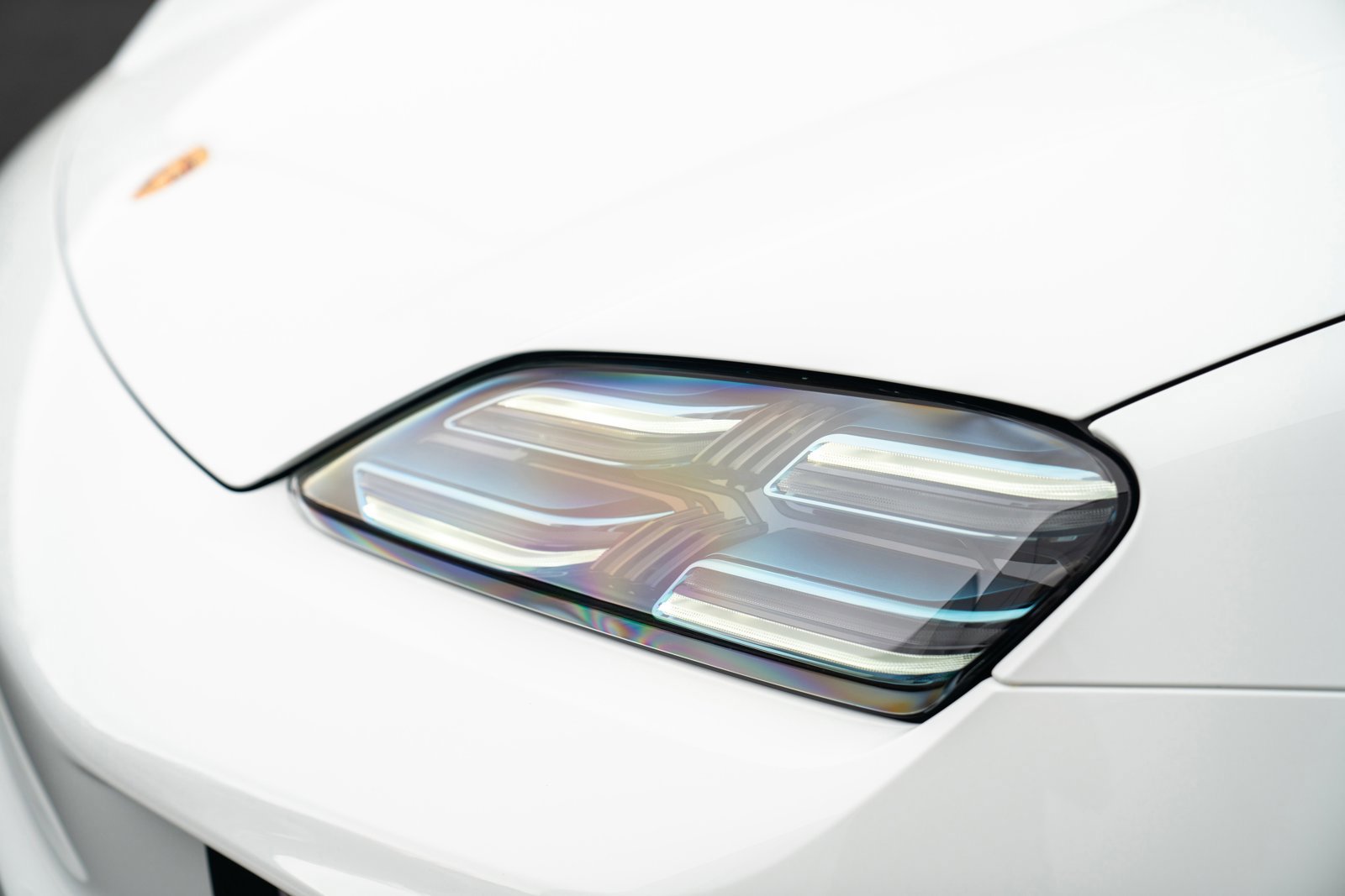 New 2026 Porsche Macan 4S Electric AWD/4WD image 30