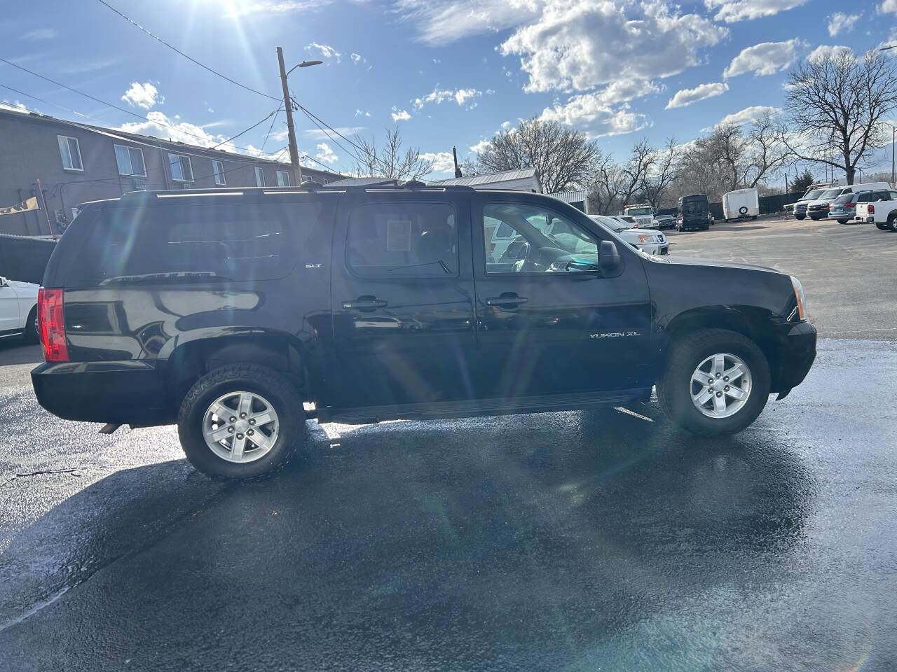 Used 2014 GMC Yukon XL SLT image 10