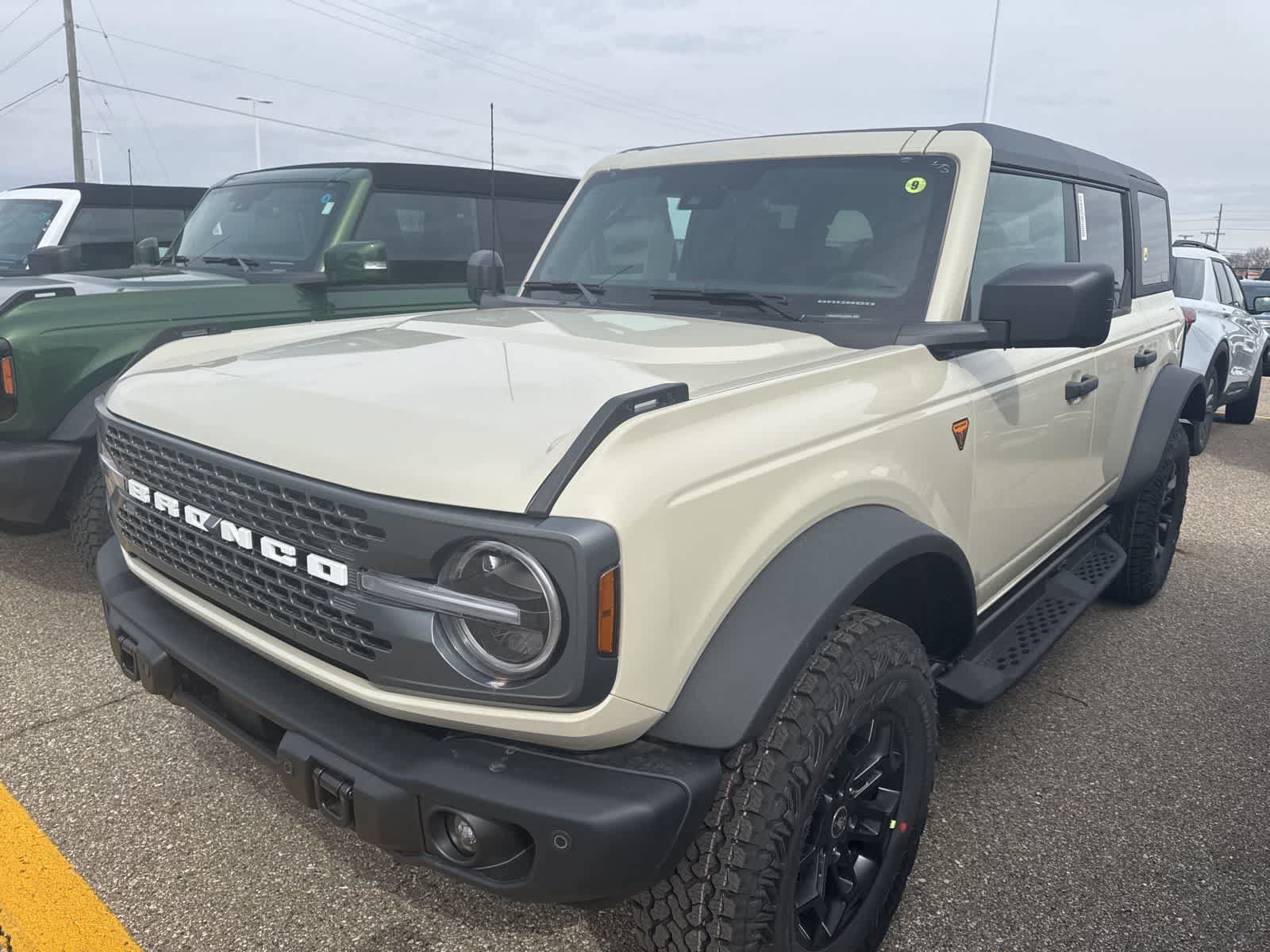 New 2026 Ford Bronco Badlands AWD/4WD image 2