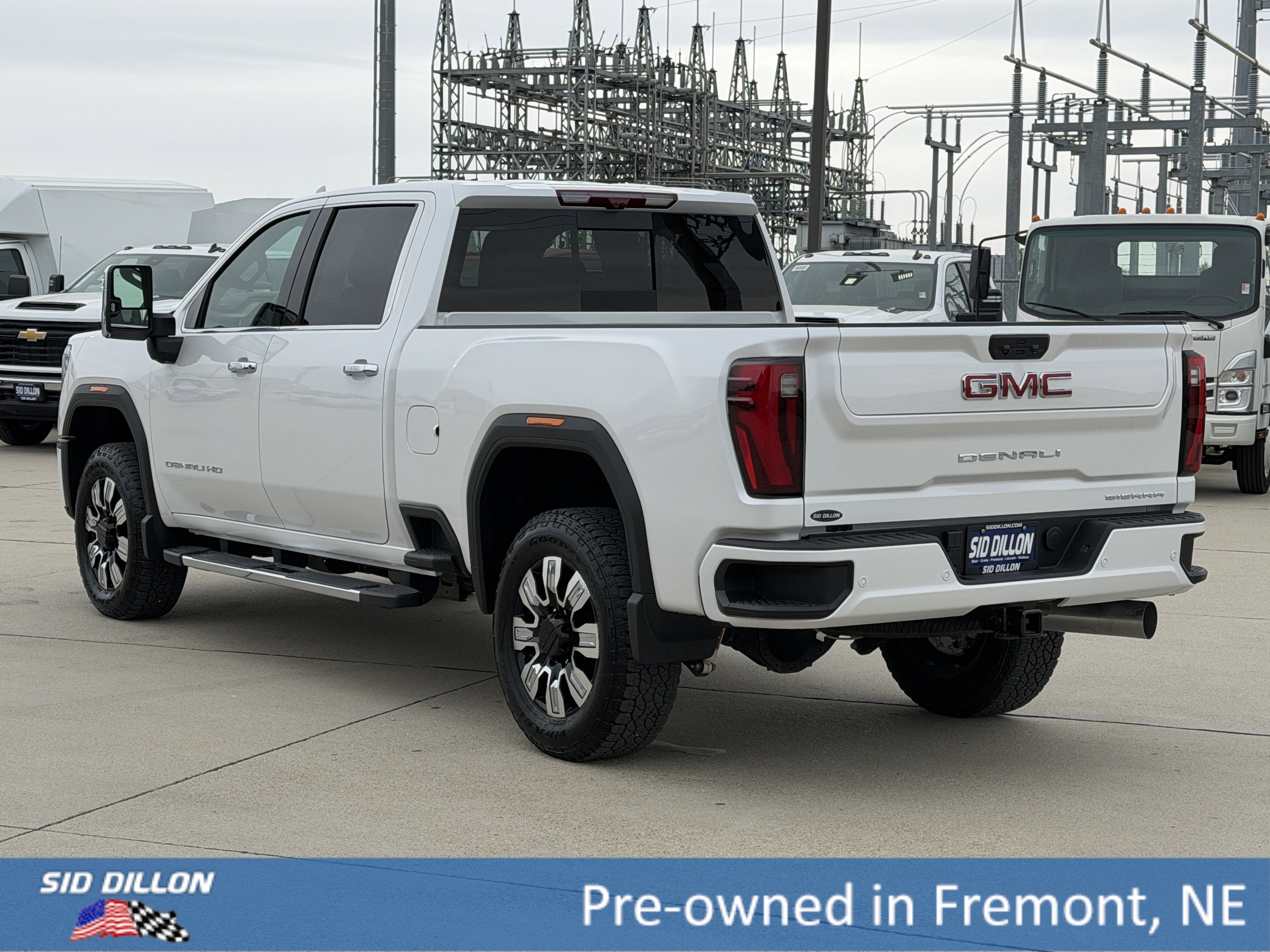 Used 2024 GMC Sierra 3500 Denali w/ Denali Reserve Package AWD/4WD image 7