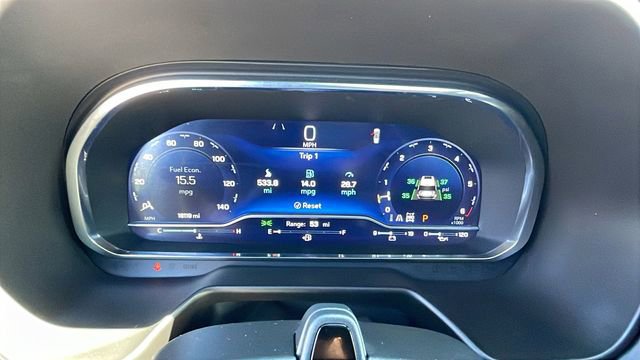 Used 2024 Chevrolet Suburban High Country w/ Advanced Technology Package image 28