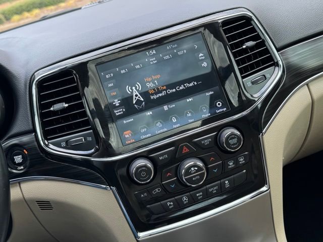 Used 2022 Jeep Grand Cherokee Limited w/ Tech Group image 30