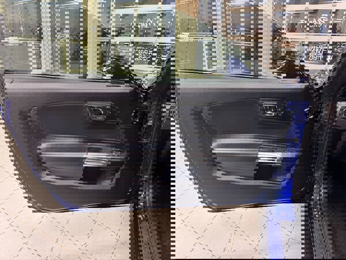 Used 2016 Ford Mustang GT image 13