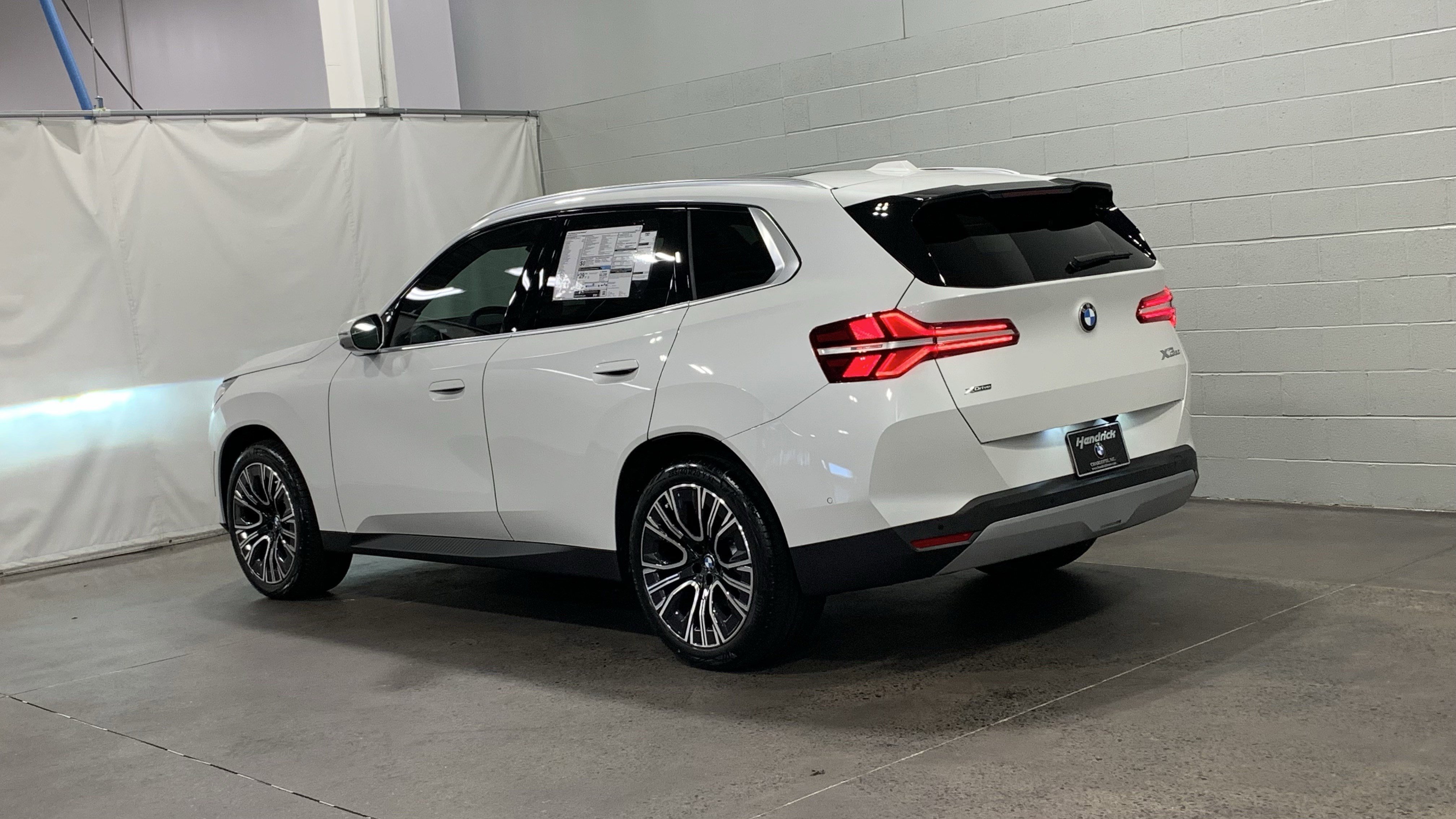 Used 2026 BMW X3 xDrive30 w/ Premium Package image 6