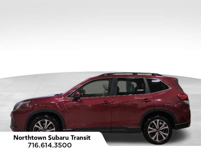 Used 2023 Subaru Forester Limited AWD/4WD image 2