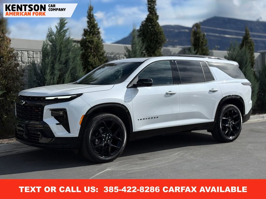 Used 2025 Chevrolet Traverse RS w/ LPO, Floor Liner Package image 1